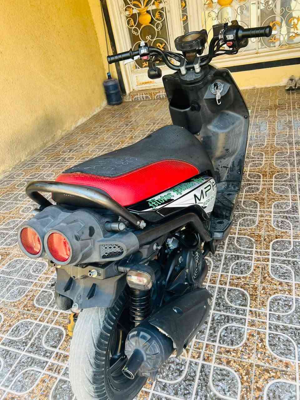 دراجه سكنس جبلي مال رمبه
صار فتره من نازله من الرمبه دراجه مزوده مكينه وصدر وكلجات وصالنه يعني كلها مزوده من نزلتها من الرمبه السعر ١٥٠٠ قفل مكان بعقوبة حي المعلمين 
***********

