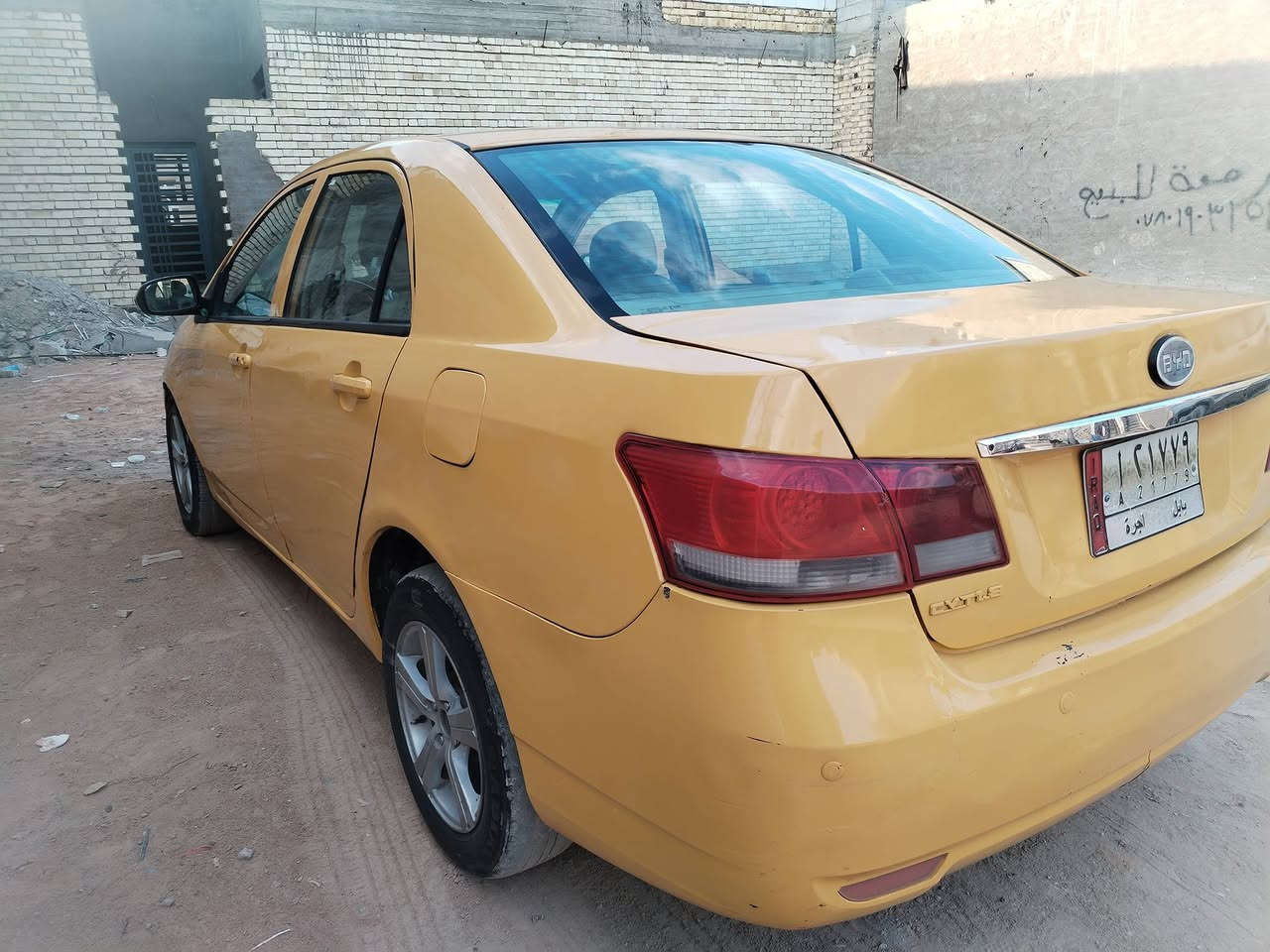 السلام عليكم بي واي دي موديل 2013 كير ومحرك كورلا مال الموصل بدون تحويل مكفوله عشائر وسرقة مكاتبة فقط جاهزة من كولشي مكاني نجف كوفه السعر 23 بيه مجال قليل اتصال واتساب ***********
