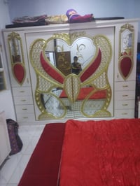 غرفه نوم تركي المندر ويها مستخدمه شهر واحد فقط السعر1600 وبيها مجال بس...