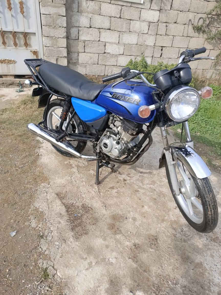 بوكسر للبيع محرك أخرس سعر ٣٧٥ بس كهربائيات طافيه مكاني بل أيمن ستفسار ***********
