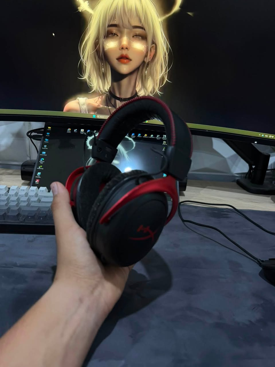 السلام عليكم شباب عدي مجموعة غراض مال pc للبيع
شاشه الترا وايد شاومي مواصفاتها 
34 inch 180 hz 1ms va 3440x1440
سعرها ٣٢٥ الف 

شاشه msi 27QPF X32
27 inch 320hz 0.5ms rapid ips 
سعرها ٣٢٥ الف 

رام كورسير فنجس 16gb ddr5 قطعه وحده 
سعرها 200 الف 

يو بي اس فاربر 1kv بطارياته ابدا ما تعبانه 
سعره 200 

سماعات هايبر اكس كلاود 2 وايرلس kingstone 
سعرها 50 الف

سماعات رايزر باركودا x 
سعرها 50

 كيورد ريدراكون elf 
سعره 40 الف 

كيبورد وايرلس بدون سوتشات ولا كي كابس يعني كوستم 
سعره 25 الف 

ماوس كلوريس مودل O 
سعره 90 الف 

مكاني بغداد حي الجهاد


**إذا كنت صاحب هذا الإعلان وتريد حذفه لأي سبب، رجاءا أرسل رسالة إلى الدعم الفني**