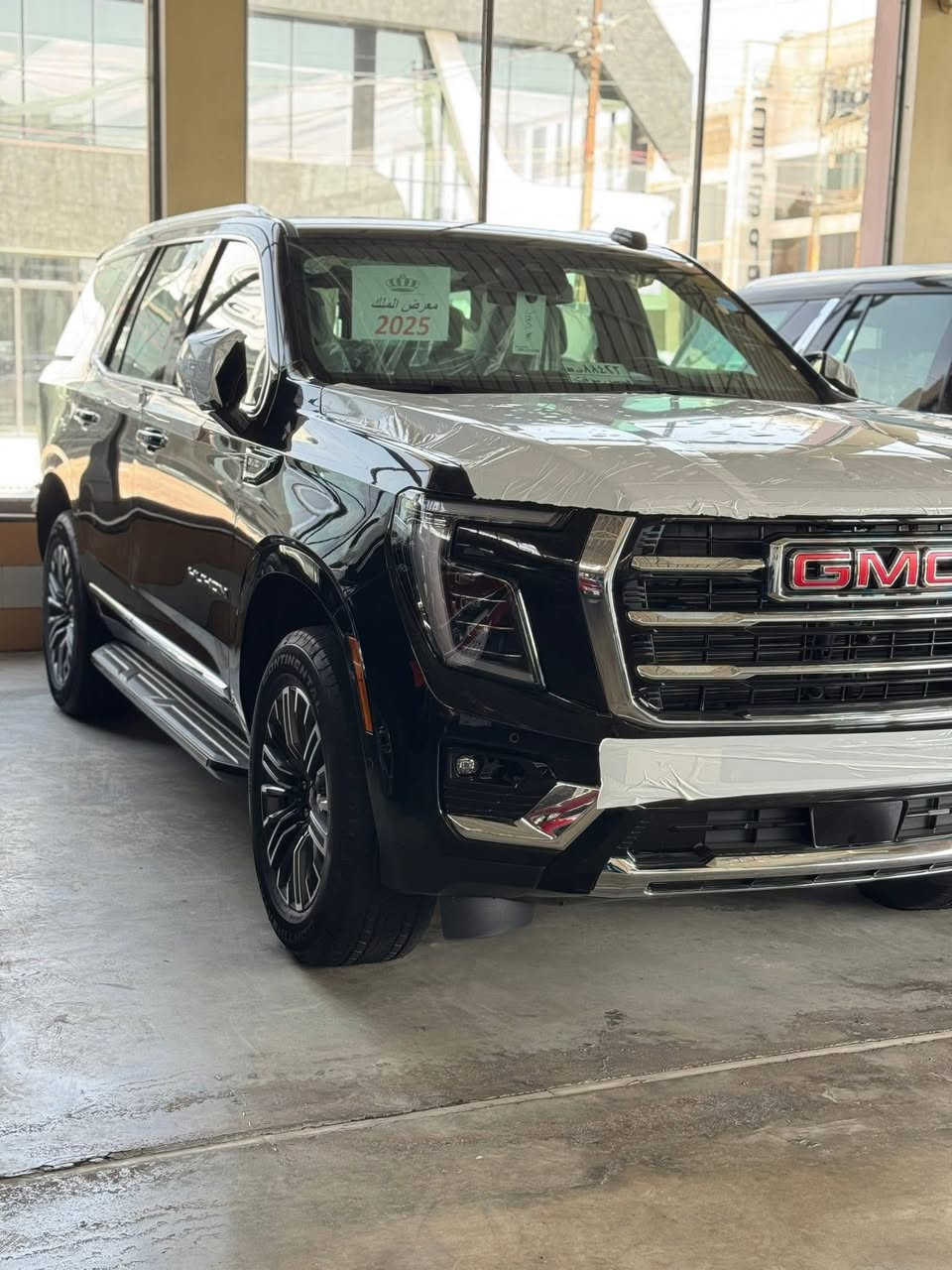 🧿معرض الملك لتجاره السيارات 🧿 

 🔥دخول جديد جي ام سي يوكن SLT الفيشين بلاك ادشن🔥

                 🔥موديل 2025 الاصدار الجديد🔥

🔹النوع : جي ام سي يوكن 
🔹الفئه : SLT الفيشين بلاك دشن الاصدار الجديد 
🔹فول كامل الموصفات   
 🔹موديل :2025
🔹بصمة تشغيل 
🔹تشغيل عن بعد 
🔹عداد الكتروني 
🔹شاشة كبيره 
🔹كامرات عداد 4
🔹ثلاجه 
🔹جلد 
🔹تبريد كشنات 
🔹تدفئه كشنات 
🔹رادارت 360 
🔹كرسي  رجاج
🔥🔥ضمان وكاله المنصور 🔥🔥
باقي الموصفات المعروفه SLT الفيشين 
مرقم كامل بغداد 

         🔥يوجد بيع وشراء وامراوس بجميع السيارات🔥

========================
للاستفسار اكثر عن تفاصيل السيارة يرجى مراسلة صفحتنا على فيس بوك او الاتصال بالمعرض  مباشرة عن طريق الارقام الخاصة بالمعرض :
***********
***********
العنوان 🚙_ بغداد _ النهضه _الفرع الثالث_ فرع المصرف
