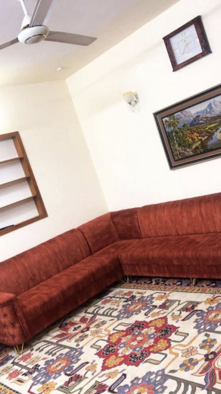 تخم ٢ للبيع اللون الأزرق ١٢ مقعد السعر ٤٠٠ و اللون المشمشي ٧ مقعد ب ٣٠٠ للمراسلة خاص .


**إذا كنت صاحب هذا الإعلان وتريد حذفه لأي سبب، رجاءا أرسل رسالة إلى الدعم الفني**