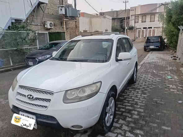 للبيع هونداي سنتافي 2009 ((ادوات ادوات❗))
وارد خليجي مكفوله من الكص والضربه 
السيارة داخله سياحه 
فول موصفات 
فتحت سقف 
تبريد 3 قطع 
سبعه راكب 
داخل بيجي 
4x4 فور ويل 
سته سلندر  بانزين 
السعر 53 
لاستفسار ***********
