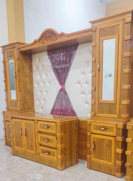 السلام عليكم الغرفة نجاره درجة أولى داخل خارج صاج ٥ملم نجاره ضهر جرجوبة تكمة موديل طابوكه سعر مليون ٩٠٠ رقم *********** واتساب
