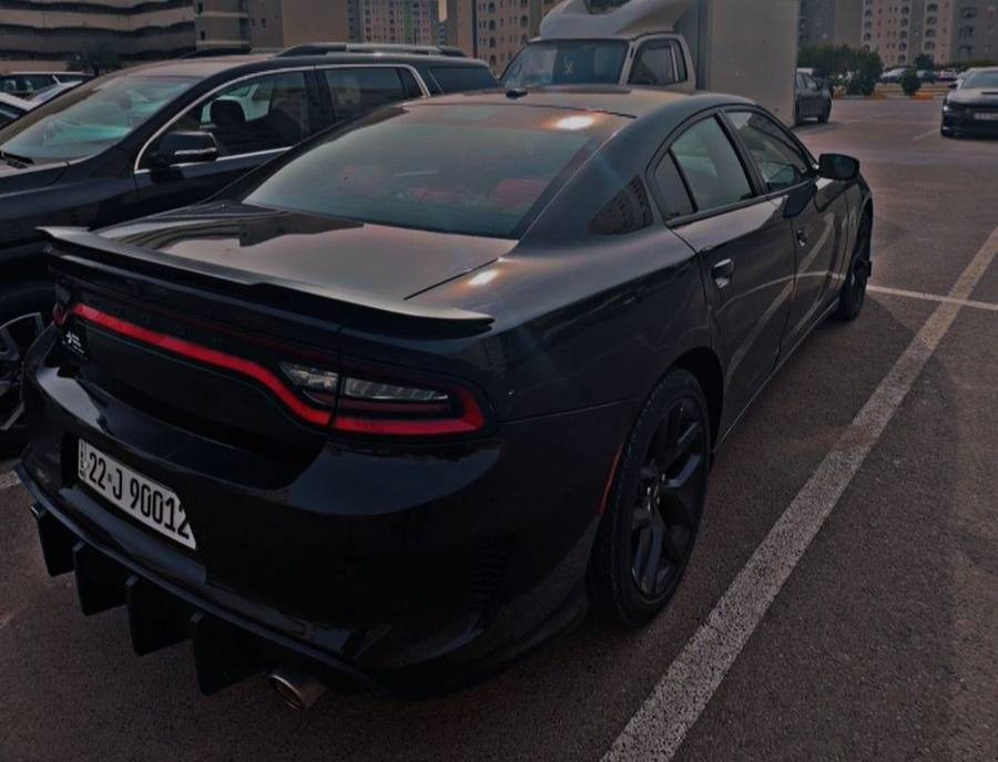 دوج جارجر 2022 /  ٦ سلندر

رقم اربيل بأسمي شخصيا 

محدث جيتي داخل وخارج

 السيارة بدون ايرباك بجم كبس 

شاشة جبيرة تحكمات ستيرن مقاعد كهرباء

داخل جلد احمر ماشية 31 الف ميل 

السيارة جديدة مابيهة اي نقص صدر كهربائيات مكينة كير لغد شاصي قمارة مكفول شرط الفحص 

بيهة بابين صبغ اثر شخوط مو ضربة وربع الجاملغ الخلفي عكس السايق 
. رقم صاحب سيارة ***********
