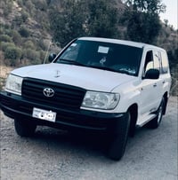 لاندكروزر • ٢٠٠١ • سليماني