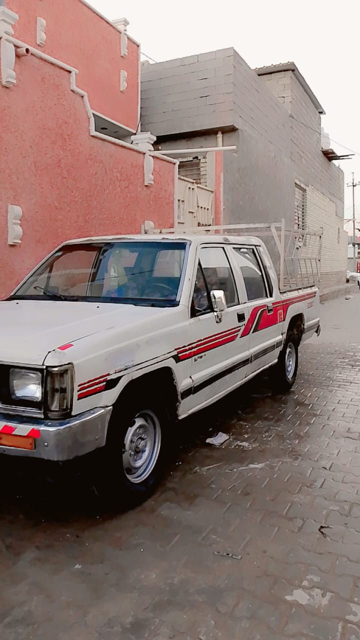 ياالله اللهم صلي على محمد وال محمد الطيبين الطاهرين 
السلام عليكم ورحمه الله وبركاته 
بيكم مستيبوشي للبيع موديل 92 بلاديه 
رقم بغداد السنويه جديده 2030
تخم تاير مع سبير جديد مكينه بلاديه 
السعر 31ورقه وبيه مجال للشراي
مكاني بغداد الشعب حي أور سبع اقصور 
رقم الهاتف ‏‪0788 655 3522‬‏
