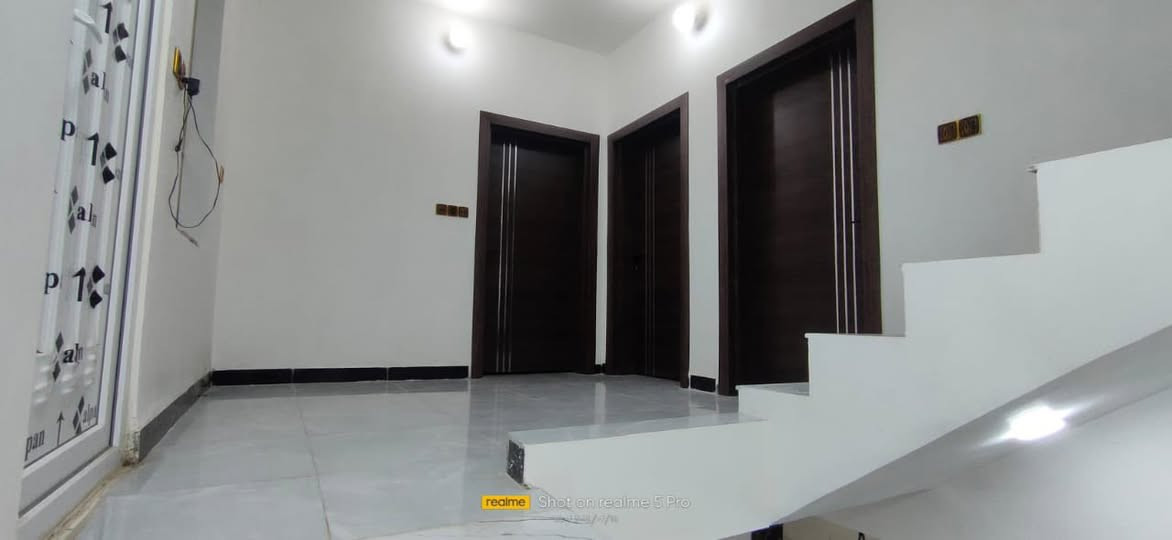 دار 100مربع  للبيع في النجف حي السلام منطقة ال60 الف
الدار بناء جديد الصور توضح باقي التفاصيل 
اربع غرف نوم واستقبال وصاله ومطبخ وثلث مجامع صحيات 
للاستفسار 
***********
