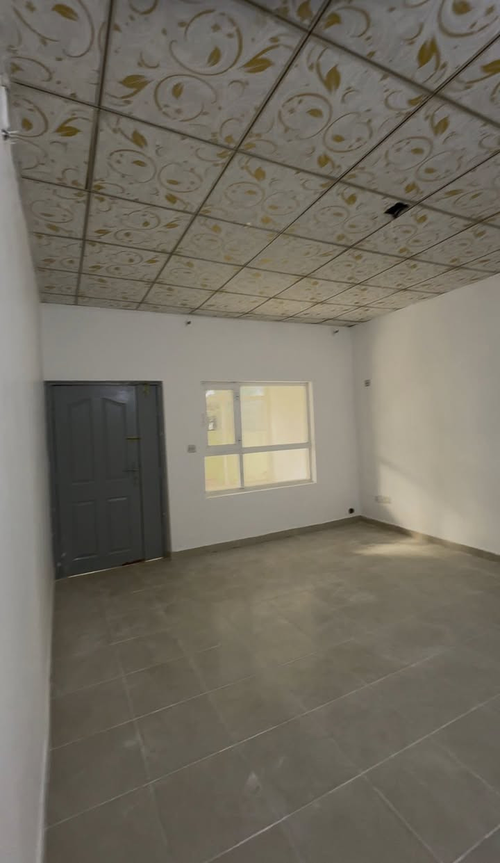 بيت للبيع في مجمع اينده في اربيل 
مجمع اينده 2
المساحة :- 216م 
يتكون من :-
 2 غرفة نوم | استقبال | هول | مطبخ    | مجموعة صحية |  
السعر : 7 دفاتر و 50 ورقة
نقدي بدون اقساط  
***************************************
 خانوو بۆ فرۆشتن لە ئاينده ستى ٢
ڕووبەر :- 216 مەتر 
پێکهاتووە لە :-
2 ژووری نوستن | دیوەخان | هۆڵ | چێشتخانە  | گەرماو 
- بۆ زانیاری زیاتر تکایە پەیوەندی بکەن بەم ژمارانەی خوارەوه
**************
***********

***********

***********

للمشاهدة المزيد من العروضات ومعرفة الأسعار يرجى الانظمام معنا في تلگرام  

‏ https://t.me/erbilkurdastanaqarat
