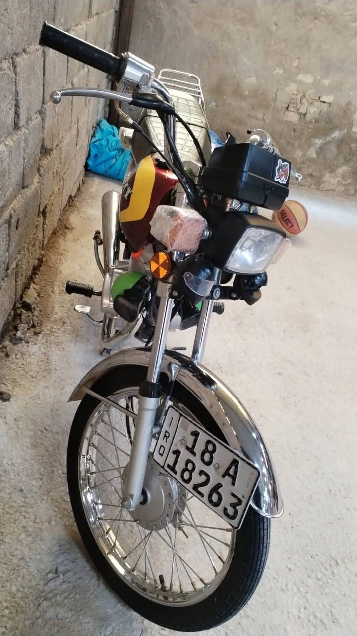 سلام عليكم دراجه نامه امتياز باب اول موديل 21طالعه بل 25 رقم وسنويه انكليزي تحويل ثاني يوم الدراجه بحاله الوكاله ممشاها 1800 حقيقي مستعجل علئ بيعتها سعرها 950وبيها مجال حك الجيه


**إذا كنت صاحب هذا الإعلان وتريد حذفه لأي سبب، رجاءا أرسل رسالة إلى الدعم الفني**