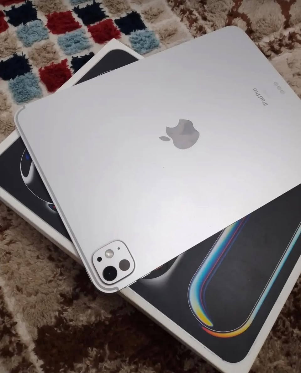 ايباد 11  m5 
ذاكرره 256 
مستخدم شهر 
البصره 
استفسار واتساب او اتصال
***********
