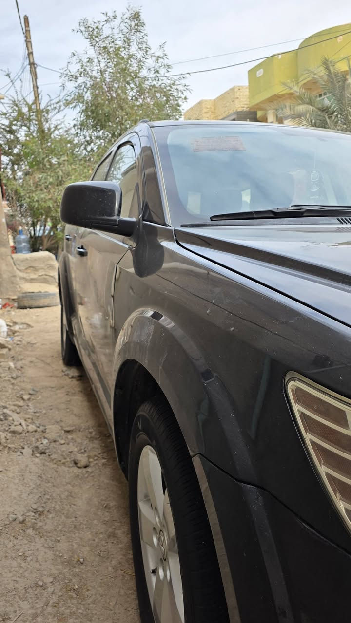 دوج جورني موديل ٢٠١٠ 
مكانها ديوانية سعرها ٧٥ وبيها مجال للاستفسار ***********
