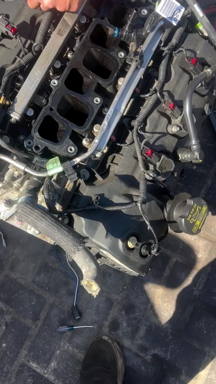 🔥 ع بركة الله 🔥
تم استبدال محرك Ford Explorer
مع العمل وضمان حقيقي ✅

📍 محل مروان فورد
بغداد – الطالبيه قرب مطعم حبايبنا

📞 ***********
