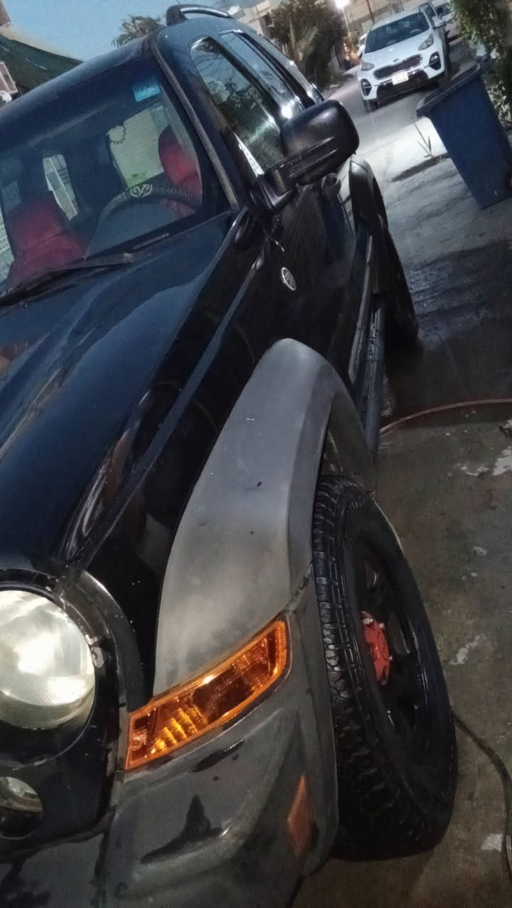 جيب ليبرتي 2007 رقم دولي جديد سنويه جديد بسمي كير محرك صدر تبريد تخم تاير شاشه سنتر  لوك *********** بغداد الشعب
