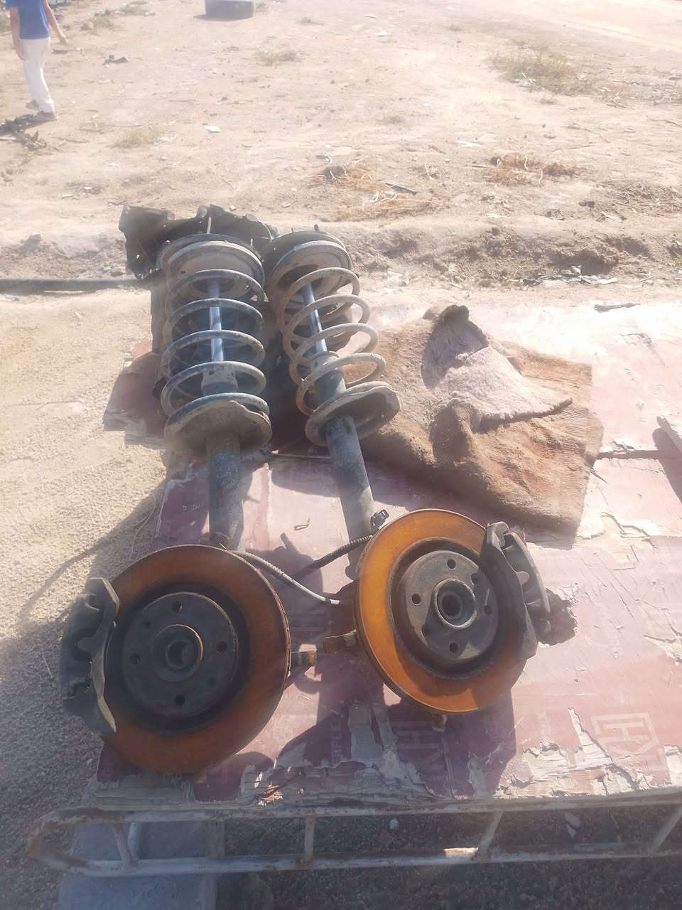 كير بيجو  يرهم سمند بارص شرط سعر 150عنواني زبير دواجن على شغل شرط *********** وعندي سستم كامل بيجو بيبان بنيد جنطه
