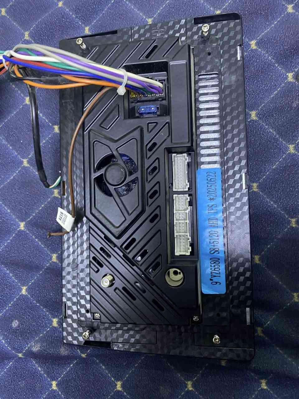 لبيع. نضيفه  ترهم الانتره والفورتي. سعر 30 مكاني. بغداد. شعله. ***********
