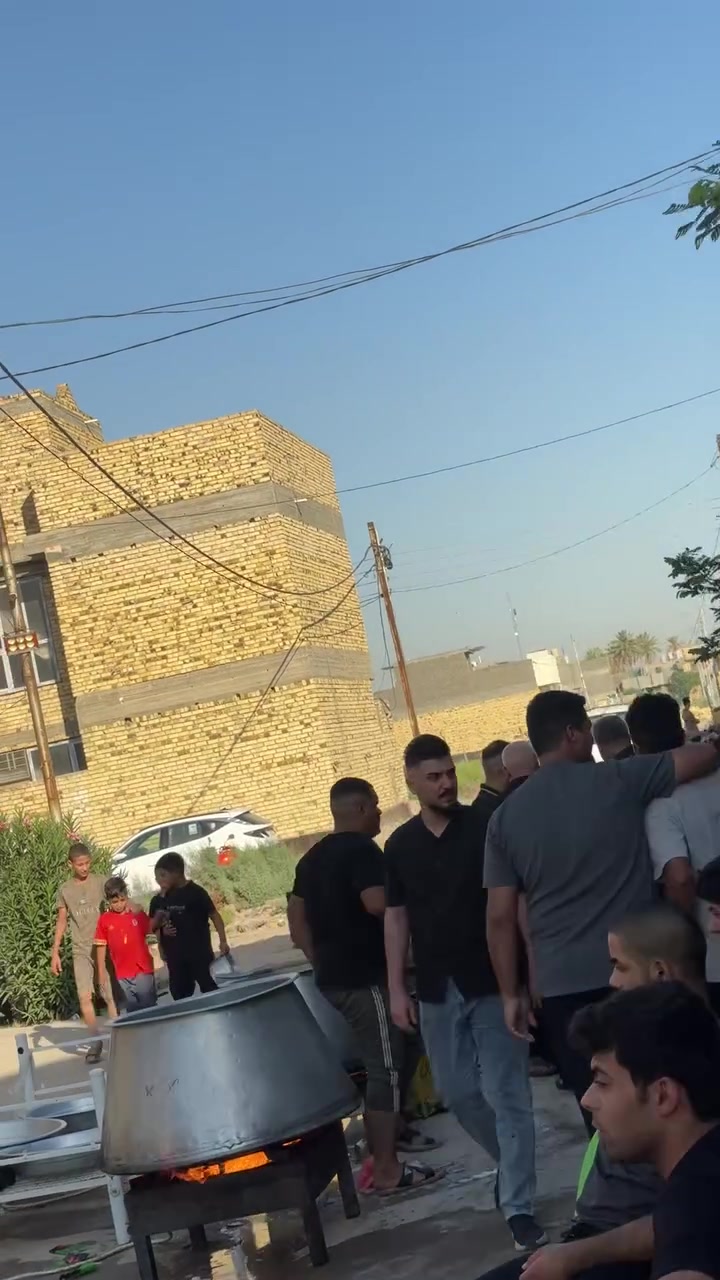 منو مامحصل تمن وقيمه
خل يجيني هسه ***********

العنوان حله ورديه خارج شارع المشجر
