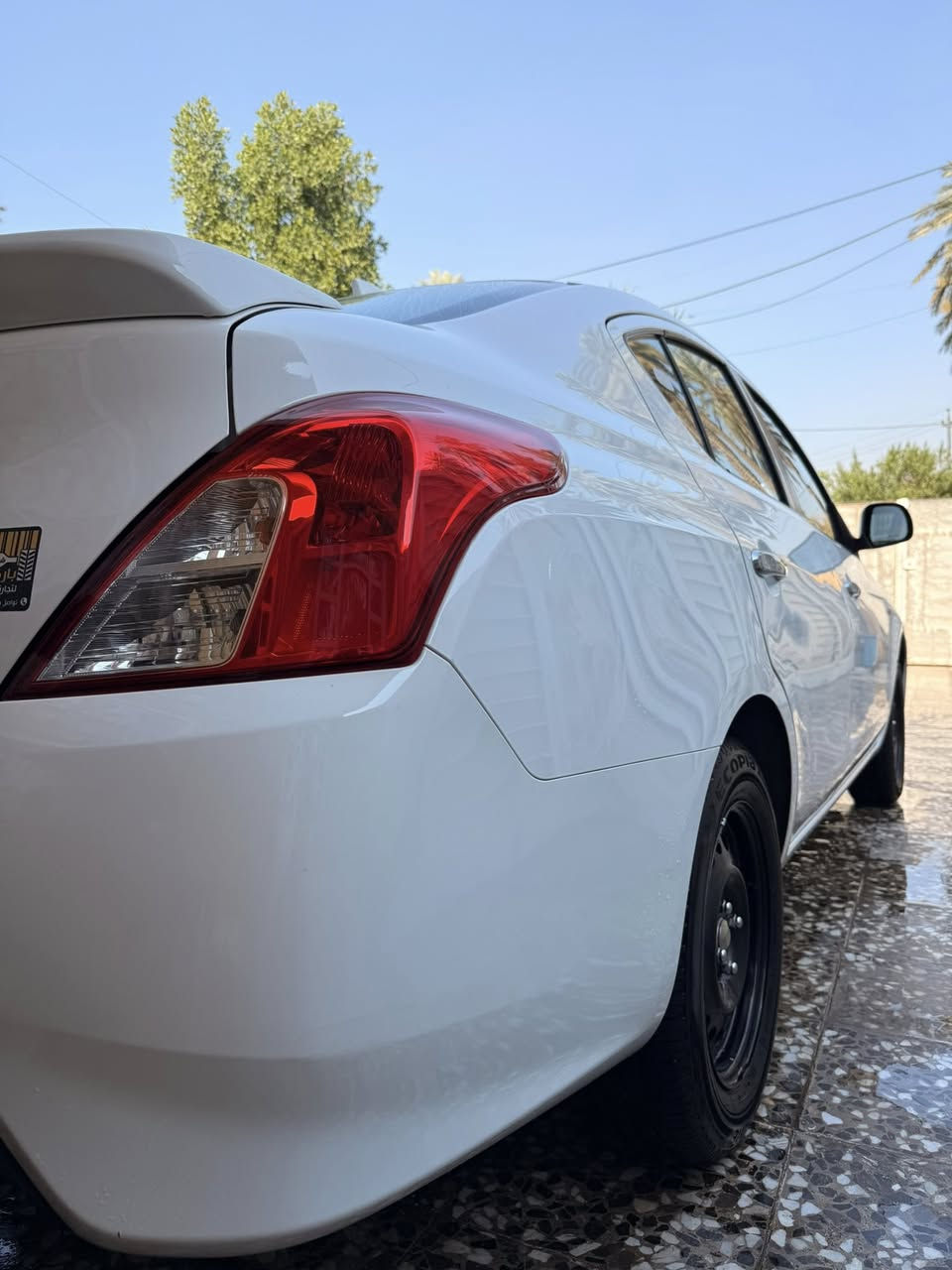 السلام عليكم نيسان سني هندي اصلي موديل 2024 شباك الجديد علامه سوده السياره جديده بحالةالزيرو ماشيه 8 الاف مكفوله من الضربه والصبغ السياره جديده مدوشمه الارضيه بعدها زيرو مكانها بغداد 
***********
