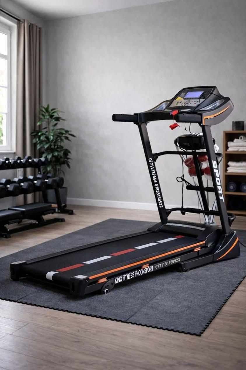 جهاز جري الماني الصنع
استخدام قليل 
ماطور جيد 2.5 حصان 
يحتوي على حامل مدمج لهاتفك 
وسماعات 
بالاضافهة الى منفذ usb 
للاستفسار الاتصال على الرقم 
***********
او المراسله واتساب
