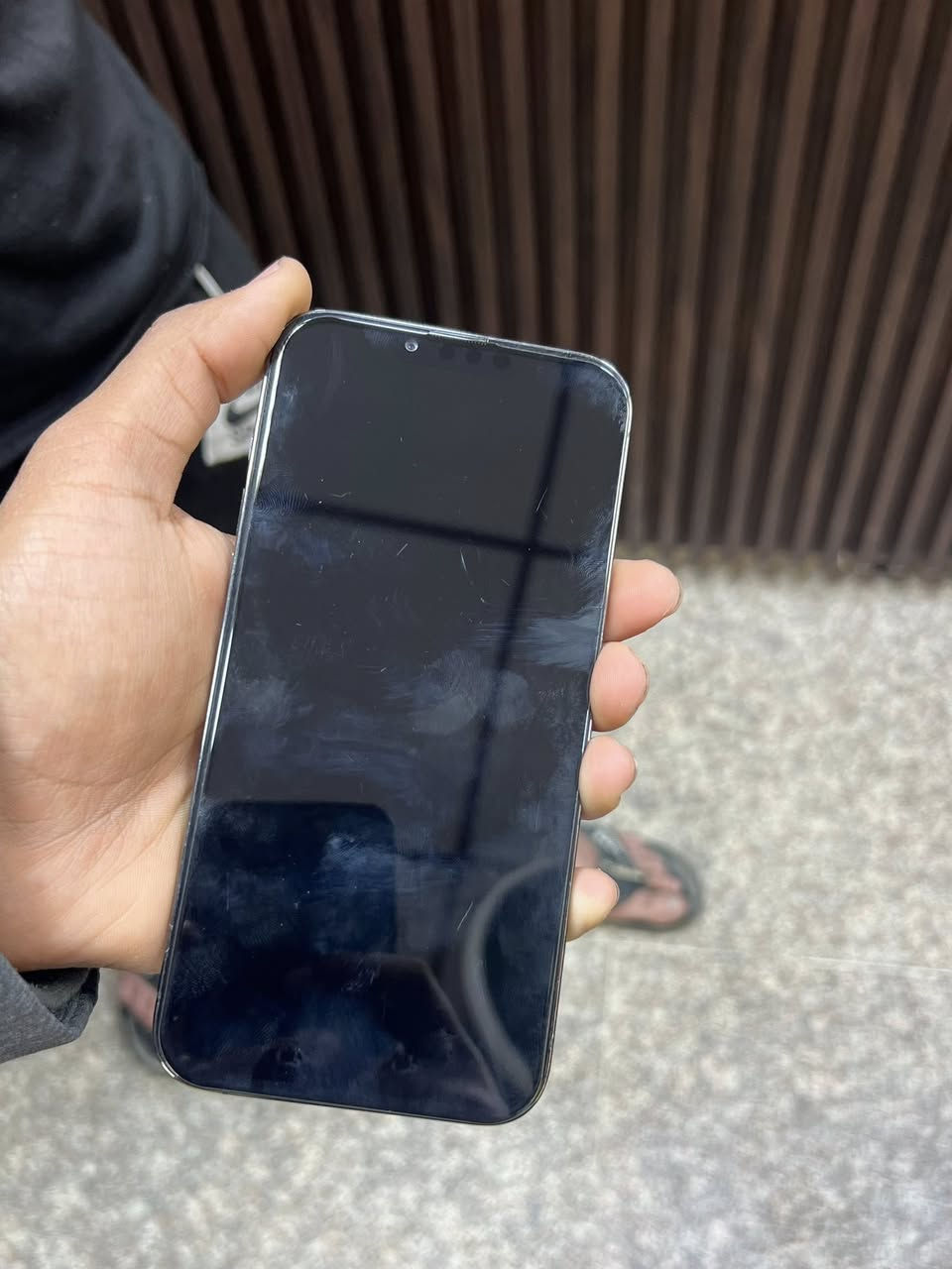 يالله
اخوان ايفون ١٣ برو ماكس ٢٥٦ بطاريه ٨٠ 
مبدل شاشه وفيس أيدي شغال 
سعره ٤٦٥ وبي مجال للشراي 
يرهم مراوس مكاني فلوجه 
***********
واتس فقط
