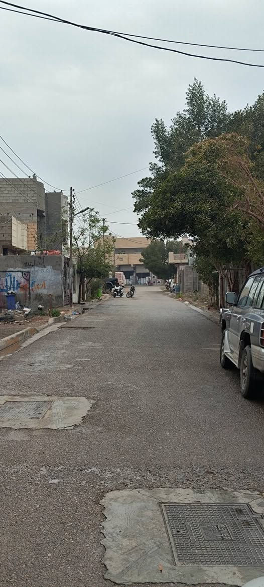 السلام عليكم
قطعه ارض للبيع مساحه 125 قريبه ع محكمه الجديده 
فرع انشائيه الاسكندراني قطعه ومقاطعه مروجين الها معامله تمليگ 
الاستفسار الاتصال ع رقم ***********
للعلم القطعه بيها وهبيه متواجد واتساب
