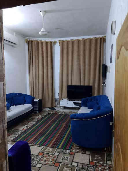 من رخصت الادمن
السلام عليكم ورحمه الله وبركاته اخواني 
مشتمل للبيع مساحتة 115م. واجها 5م ونزال 23م في منطقة حي الحكيم الاولى نزلت كالة داخل فرع عرض الشارع 8امتار قريب على الكورنيش يتكون من غرفة النوم وصالة ومطبخ واستقبال وطارمو 3متر وحمام داخلية وخارجية مرقم من البلدية البناء طابوك والسكف كونكريت صب تجي وتشوف وتعاين وبخدمتك للاستفسار الاتصال على الرقم ***********   أبو علي صاحب المشتمل السعر 35 وبي مجال
