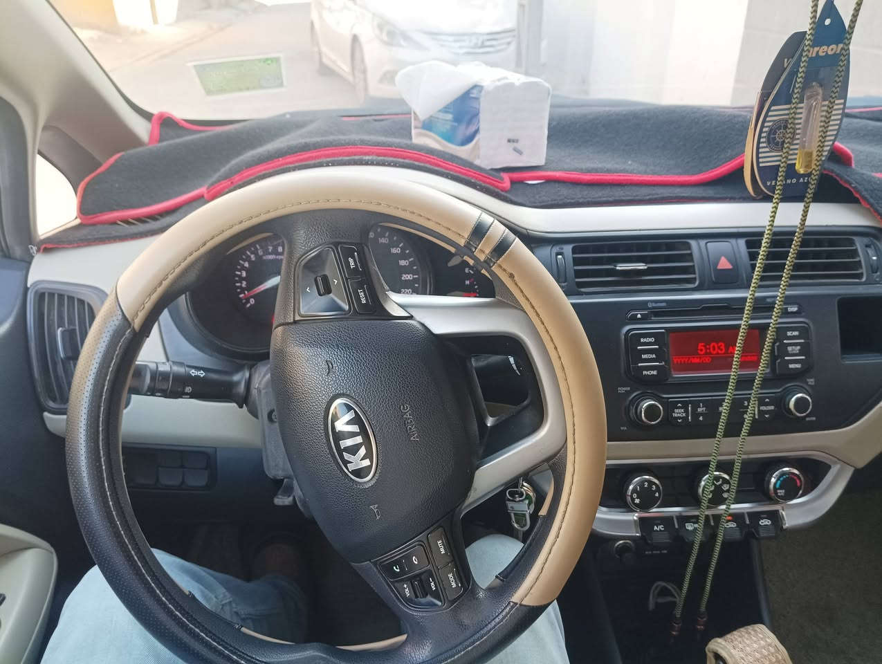 للبيع – كيا ريو 2015 وارد خليجي 

 بدون حادث 
▪️ الملاحظات: فقط تكحيلات  
اللون رمادي 
- محرك 1600 (دوش – قطرتين)
- تحكم ستيرن
- مرايات شفط
- إشارات مرايات
- سونار موجود
- تخم تاير جديد حاليا 
- صدر جيد جدا
تبريد شغال جيد جدا 
ا
▪️ الرقم: قادسية  وباسمي
▪️ السنوية: غير منتهية الصلاحية
▪️ الوارد: خليجي

 ***********

بابل المدحتية
