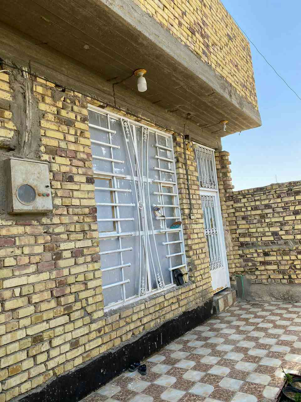 دار للبيع
دار للبيع 

المساحه/215
طابو زراعي سند ٢٥
غرفتين نوم 
استقبل كبير
هول، حمامات داخلي وخارجي
بناء حديث
يبعد عن الشارع العام
٧٠٠ وعن الشارع الفرعي ٢٠٠ طبليط
منضومة كاميرات
العنوان/حله/مقبيل محطة العرفان 
السعر/85 مليون
للاستفسار الاتصال على الرقم 
***********
