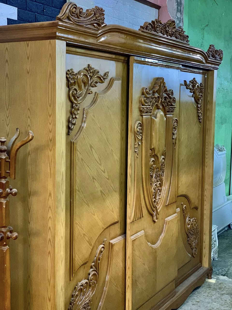 بسم الله الرحمن الرحيم اللهم صل على محمد وآل محمد
غرف نوم مصرية ابواب سلايد تتكون الغرفة من ٨ قطع
💥 كنتور ابواب سلايد
💥 جرباية + كومدي عدد ٢
💥 ميز تواليت + طابورية
💥 ميز احذية اعزكم الله + شمعة ملابس
صناعة مصرية جميع الالوان متوفرة للحجز والاستفسار
***********  واتساب
