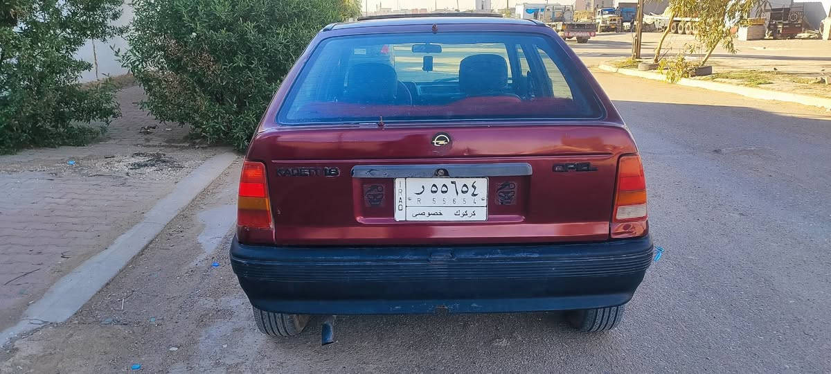 سیارە کادیت مودیل 1991اوتوماتیک رقم کرکوک شرط گیر محرک لاصرف لابخار حجم16دفتر بانزین بي بریکABS سقف سلایت  سیارە بدون ضربە بدون معجون کهربایات شغال شرط وکالە وتحویل سعر28بی مجال بسیط عنوان کرکوک ***********
