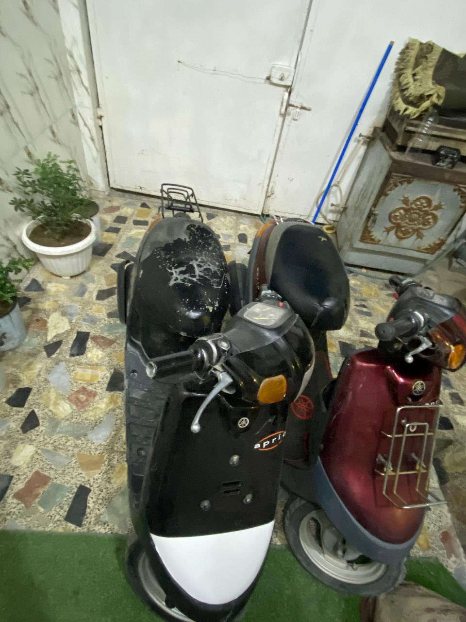 السلام عليكم بطات 2 للبيع شغالات شرط الشلعة والمعدل كلشي كامل كهربائيات كاملة بريكات قفل جنطة قفل ستيرن قفل اكسل كلشي بلادي بيهن حتى الجوزات بلاديات مكاينهن ناعمات مكفولات من الفتح والشواصي مكفولات نقصهن فقط باتري غير الباتري متصرف عليهن ربع دينار مكاني كربلاء حي المعلمين 
***********
