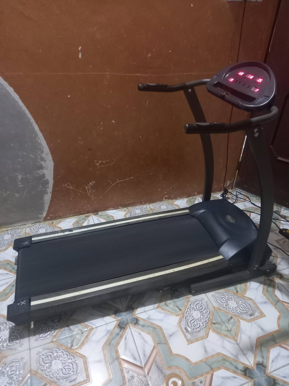 جهاز جري يتحمل وزن 120كيلو بي جهاز نبض القلب بي تحكم سرعه السعر 150الف نهايته عنواني البصره


**إذا كنت صاحب هذا الإعلان وتريد حذفه لأي سبب، رجاءا أرسل رسالة إلى الدعم الفني**