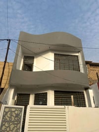 حي الصحة • ١٠٠م • ٣ طوابق