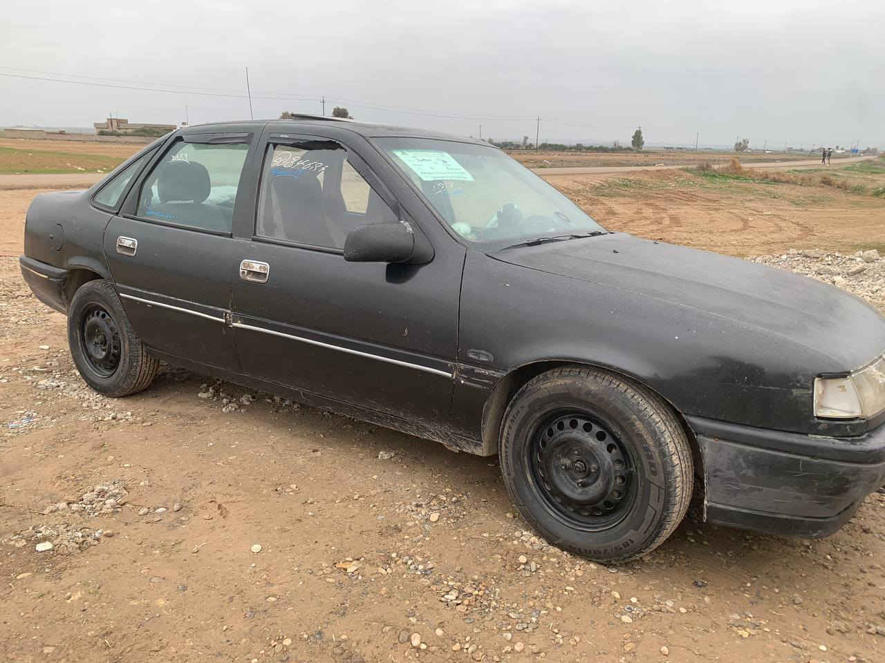 اوبل فكتره: 18
موديل 92: رقم الماني نينوئ"سنويه 27:كابون بانزين بيها: 
الشرعي موجود +عندي بيها وكاله عامه مطلقه ام الباركود. مصبوغه صبغ عام چاملق الي خلف السايق بي معجون: طخم تايرات جديد +باتري جديد التدفئه ماتشتغل. 
السعر: 37 وبيها مجال. العنوان موصل الايمن 
للتواصل: ‏‪***********‬‏
