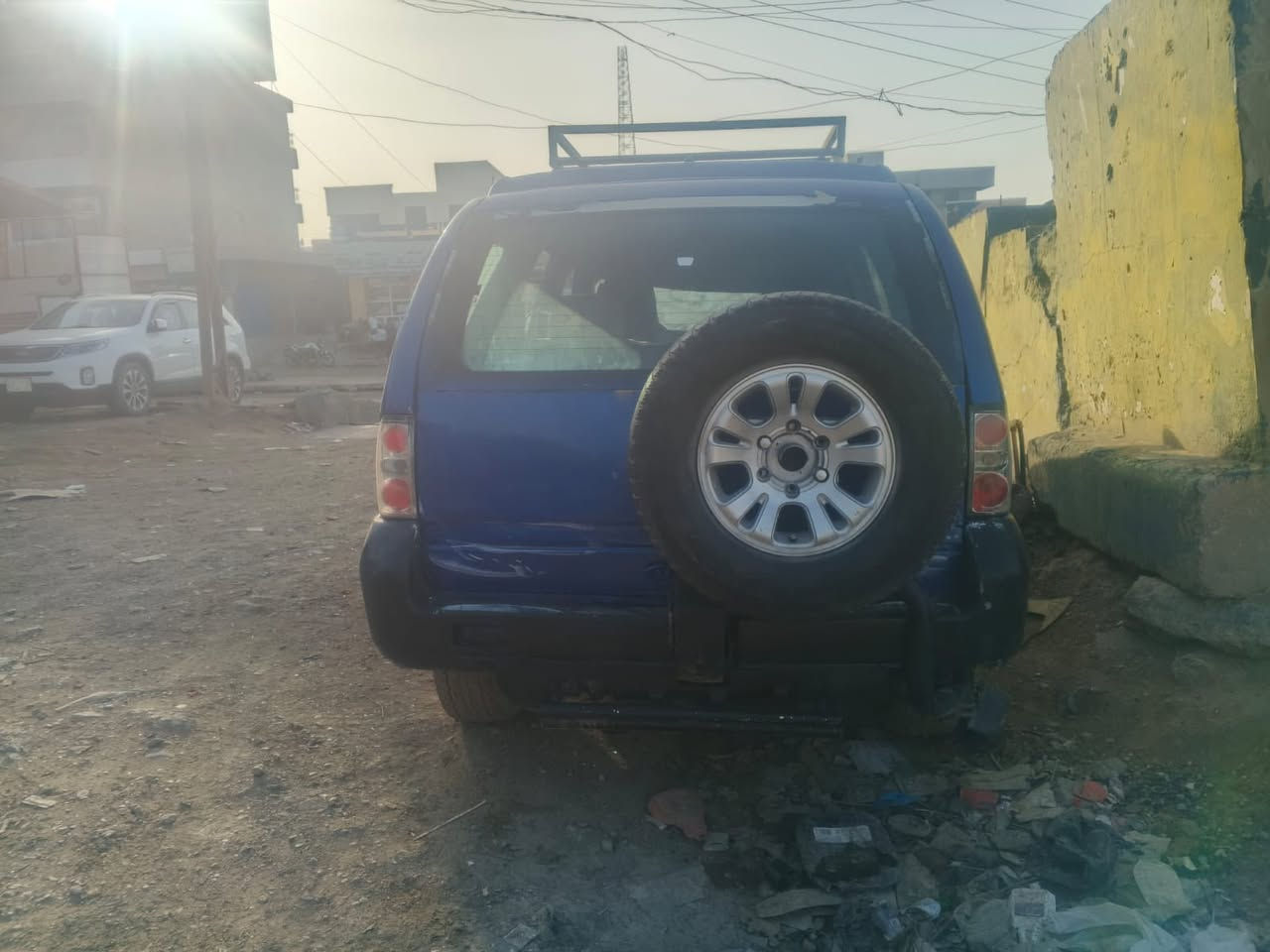 سياره كنوا  موديل 2007 محرك 4سلندر رقم الانبار تحويل ثاني يوم سياره شغاله وتمشي  مكانها الرمادي سعرها 28 وبيها مجال ***********
