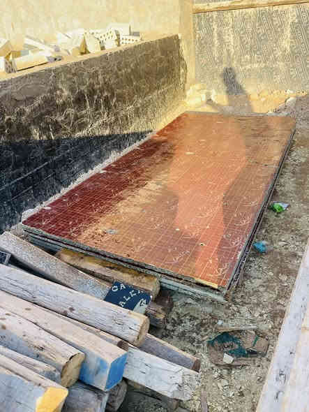 للبيع جكات + بلاويد + سير  /سعر مناسب ***********
