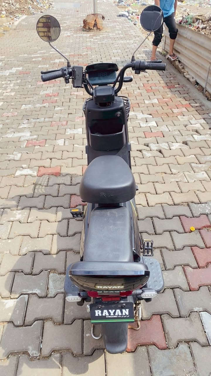 سلام عليكم درجه شحن 26ربان 10 سمها درجه نضيفه صرلها شهر من نزلتها البيع 375 وبيها مجال حك￼ ￼ الجاية متوجد عل فيس وراح خلي رقم ***********مكاني ابغدادالحسينيه مال راشدية
