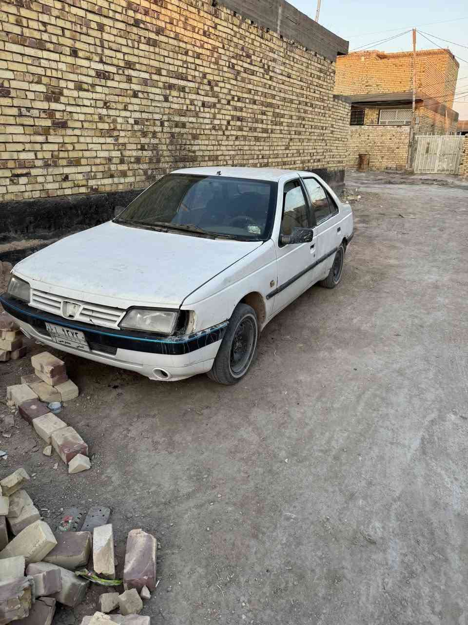 بيجو 450 سياره متروكه شغاله وتمشي بس يردله ترتيب بلضفيره للبيع او مروس بسايبا  وتساب***********
