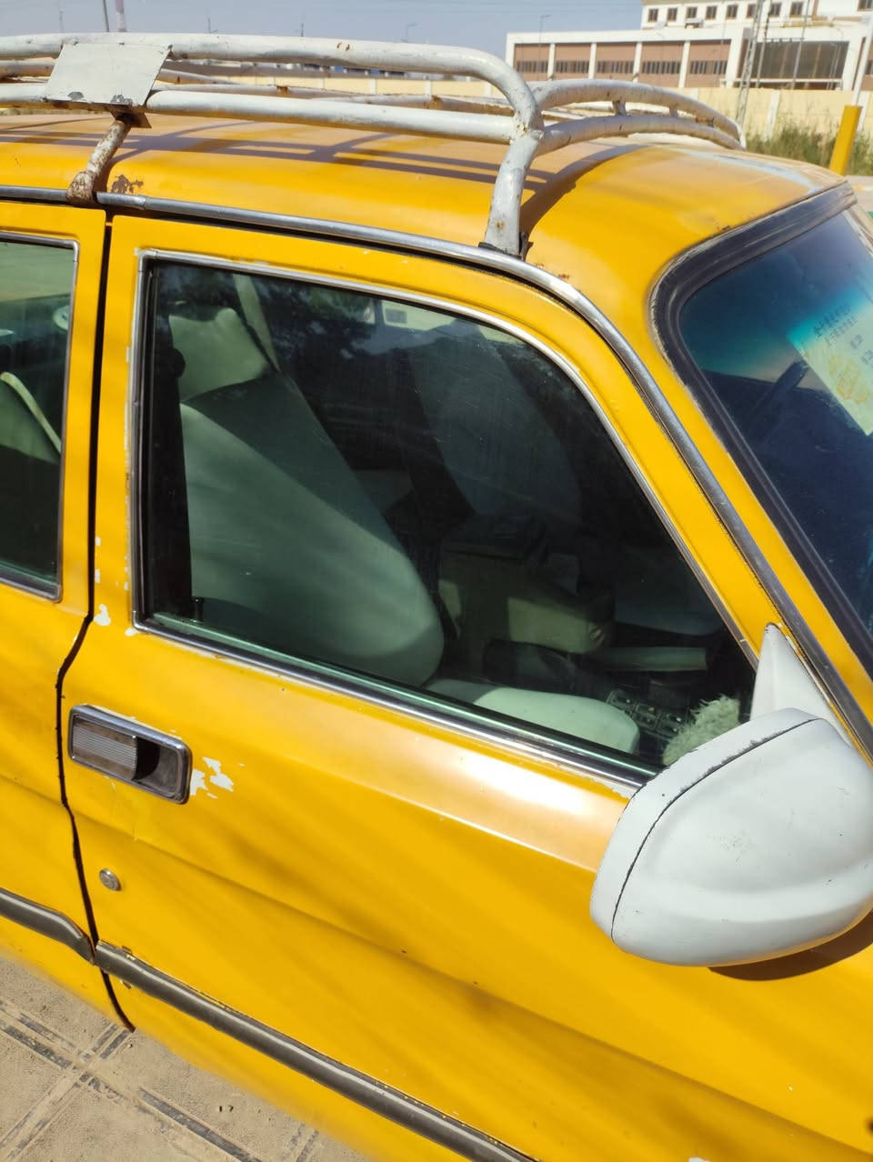 فولكه تكسي 2003سنويه صاقطه حداديه نص مكينه 2400 نص كير نص تأثيرات 
السعر22 اونص صاحبه الشرعي اوصاحب الوكاله العامه موجود قضاء الشرطه واتساب واتصال ***********
