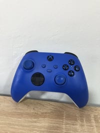 أصلي • أزرق • قليل الاستخدام