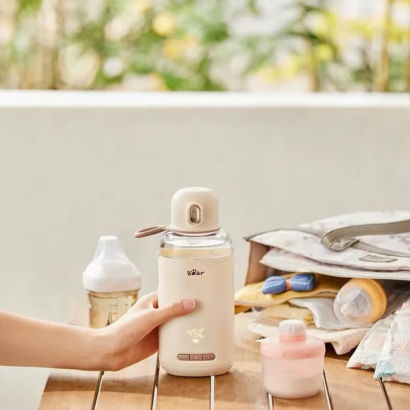 ⸻

🍼🔥 سخان الرضاعات المحمول – Boar 🔥🍼
مثالي للسفر والتنقل ✈️🚗

✨ المميزات:
🌡️ تحكم ذكي بدرجة الحرارة من 37° إلى 70°
⚡ تسخين سريع وآمن
⏳ يحافظ على حرارة الحليب حتى 6 ساعات
🔋 يعمل عبر USB (يشبك على الباور بانك أو السيارة)
🥛 سعة 270 مل
♻️ BPA FREE – آمن 100% لطفلك

👩‍🍼 حل عملي للأمهات داخل وخارج البيت
🎁 مناسب كهدية للمواليد الجدد


**إذا كنت صاحب هذا الإعلان وتريد حذفه لأي سبب، رجاءا أرسل رسالة إلى الدعم الفني**