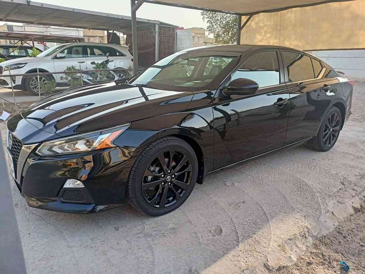 السلام عليكم 
نيسان التيما امريكي موديل 2020
ماشيه 65 ميل
مواصفات  SR
***********
السعر 155
