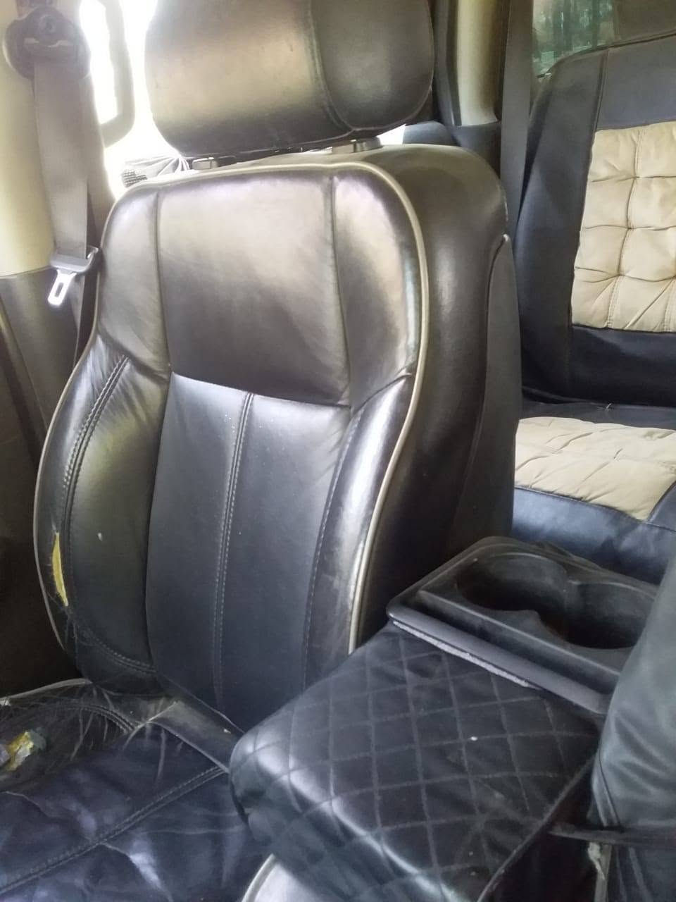 السلام عليكم
للبيع همر 2008 
مكفولة وجاهزة 
السعر  90 ورقة وبيها مجال للشراي  

***********
