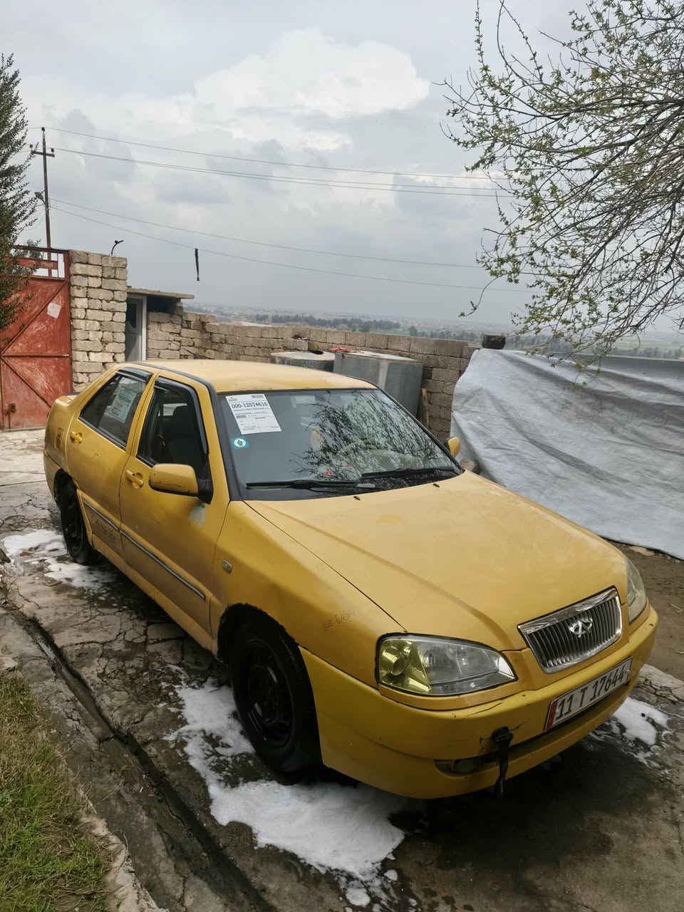 السلام عليكم شيري كوين موديل ٢٠١٠ محوره كورلا كير توماتيك محرك وكير شرط  كهرباهيات كلها شغاله الكيجات كلها شغاله ليت زينول شاشه اندرويد المكان السياره موصل والسياره بسمي اني الشرعي شرط الوكاله والتحويل سنويه ٢٨ السعر ٣٣ وبيها مجال بصيط الرقم ***********
