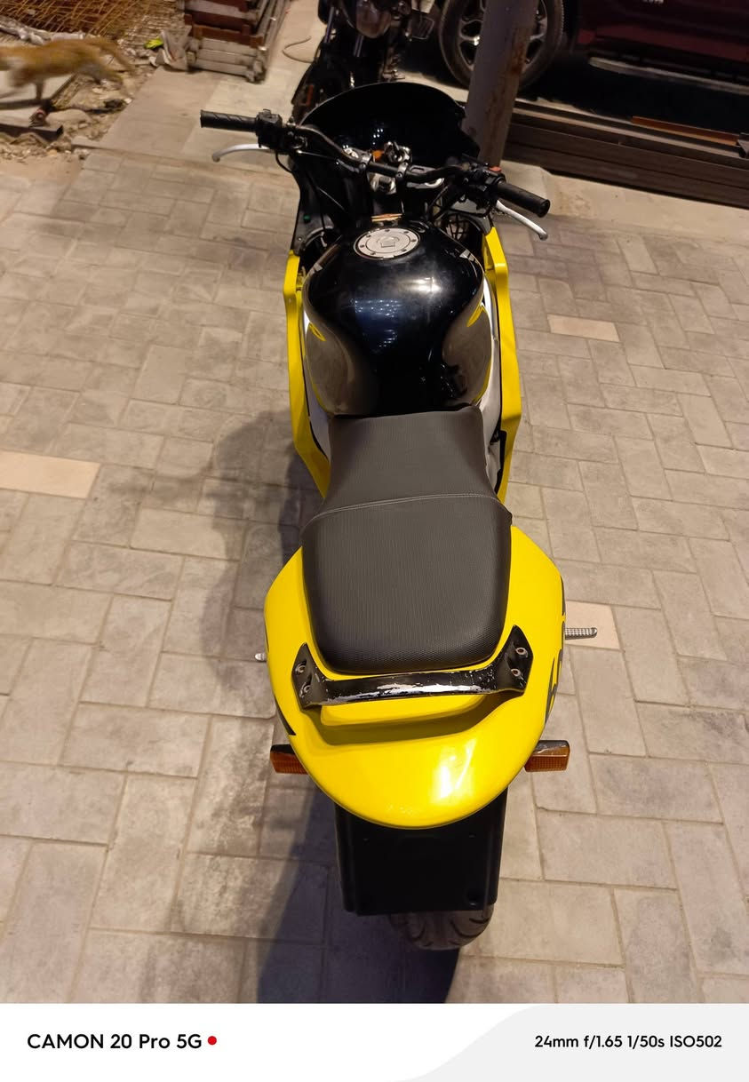 السلام عليكم من رخصت الأدمن للبيع CBR600F4 گمرگ مدفوع لوك لوك ترايك من بغداد لسليمانية لسعر 20 بل عراقي 3 ملايين والله العظيم دراجة كلش قوية و حلوة و شايف كللخير لياخذهة عنواني بغداد المنصور رقمي ***********
