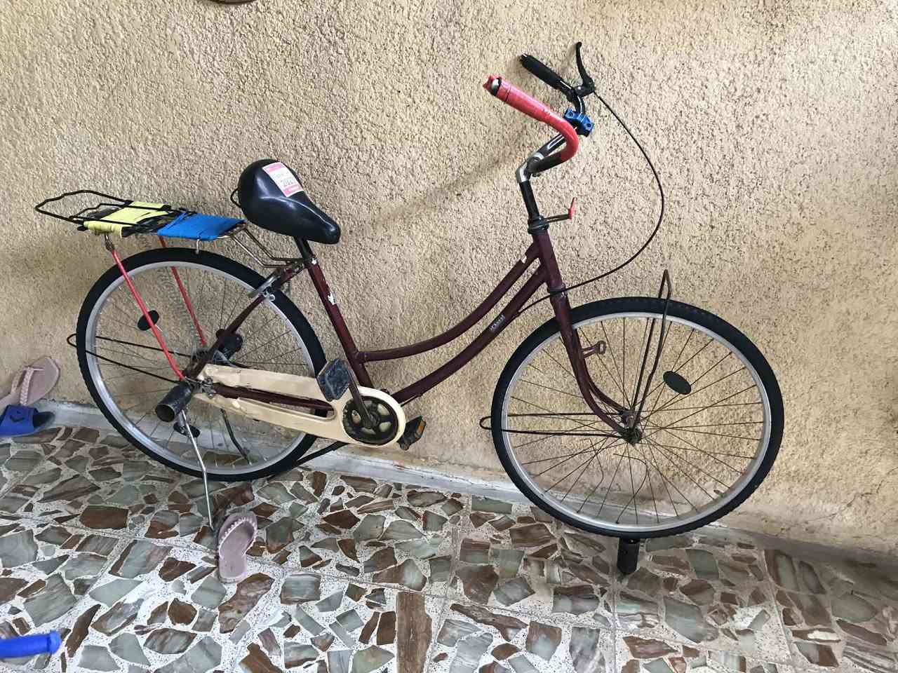 بايسكل بناتي حجم 26 يفيد تعليگ
مكاني بغداد الشعله منطقة السلاميات
السعر 85 وبيه مجال وبيكم خير وتددلون 
التواصل خاص او على الرقم ***********
وتساب موجود هم 
(من رخصتك ادمن)
