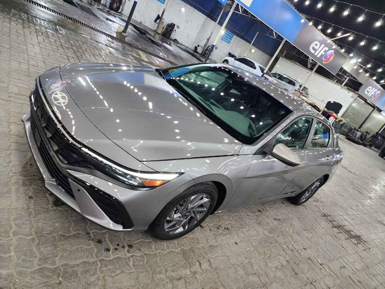 السلام عليكم 
السعر 120 وبيه مجال مكاني ديوانيه ***********
النترا 2024 امريكي مرقم قادسيه شهداء وكاله عامه من المالك مباشرة سياره بيه تبديل 3 قطع بنيد وجاملغ وباب شاصي راديترات سليم ايرباك استيرن راجع ستتم ماشيه 15 الف مكينه 2000 دووش بدون بخار بدون تنقيص  مكينه كير على الفحص مواصفات تحديد مسار مانع انزلاق ثلاث وضعيات قياده رادار أمامي وجانبي دواخل لونين اسود ورصاصي مانع تصادم بين سيارتين شاشه عطلات توقف ذاني حساسات خلفيه شاشه كبيرا كامرا دواره تحكمات استيرن جهتين ويل كب لايت زنون سياره جديده وجاهزه بدون اي نقص ماذب عليه ربع تحم تاير حداديه باتري كله جديد
