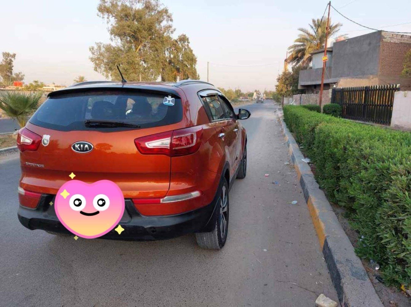 سبورتج ٢٠١٢ خليجي 
دوش محرك ٢٠٠٠ المرغوب 
مكفولة كفالة عامة من الصبغ والتبديل والضربة بيها فقط شخوط 
ماشية ١١٣
رقم بغداد مشروع وطني سنوية جديدة بأسم بنية
بانوراما 
شاشة كاميرا تايرات  تبريد كله جديد
مكان بغداد الحرية
***********
 السعر ١٤٣  بيها مجال للشراي