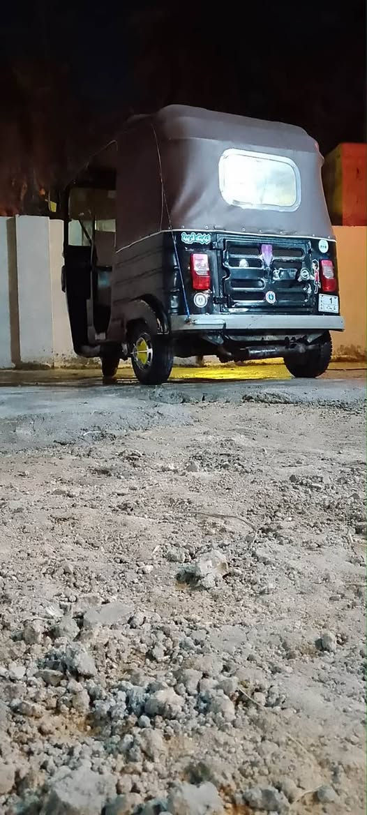 سلام عليكم شباب تكتك نضيفه مديل ٢٠١٦جاهزه كله شغاله مكينه ٢٠١٨اوراق كامله اصولي عوزه ملف شحن لسعر ٢٦٠٠وبيه مجال متوازي عله بيع لعنوان نجف كوفه لشري يجي خاص وبي خير ويدلل
